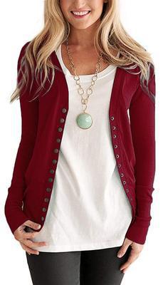 Women's fine knit cardigan with decorative metallic buttons and slim silhouette Mune Fashion