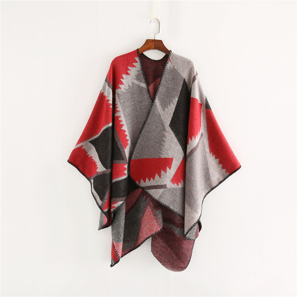 Women's Oversized Geometric Jacquard Poncho made of Wool Blend Mune Fashion
