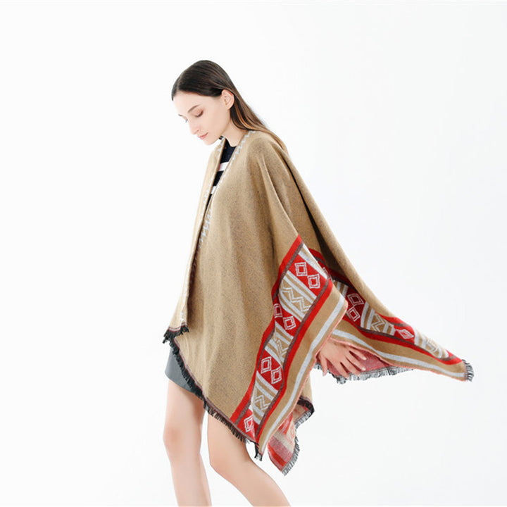 Women Oversize Ruana Poncho in Boho Ethno Look made of wool blend with V-neck and fringe hem Mune Fashion