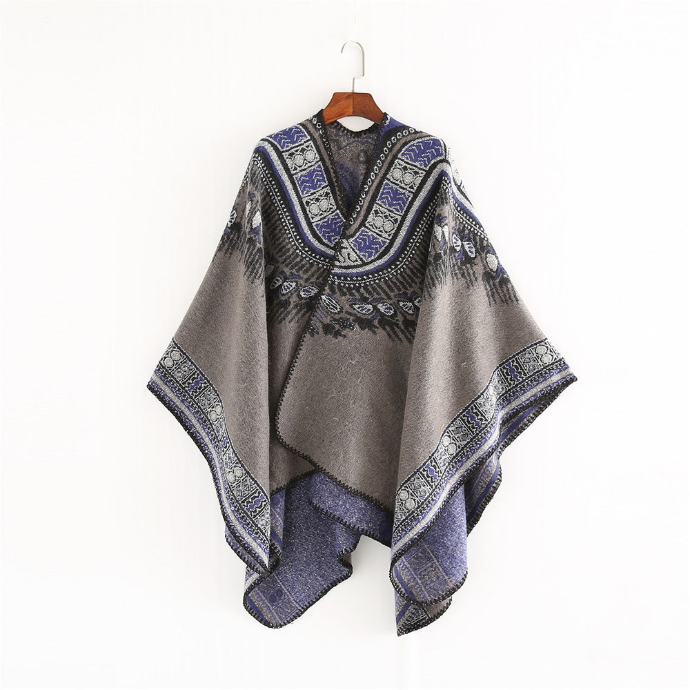 Women's Oversize Ruana Poncho in Ethno Jacquard with V-Neck and Border Edge Mune Fashion