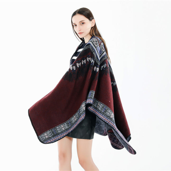 Women's Oversize Ruana Poncho in Ethno Jacquard with V-Neck and Border Edge Mune Fashion