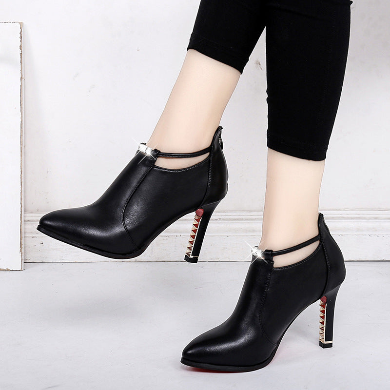 Women's elegant ankle-high boot with pointed shape, decorative strap, and gold-plated stiletto heel Mune Fashion