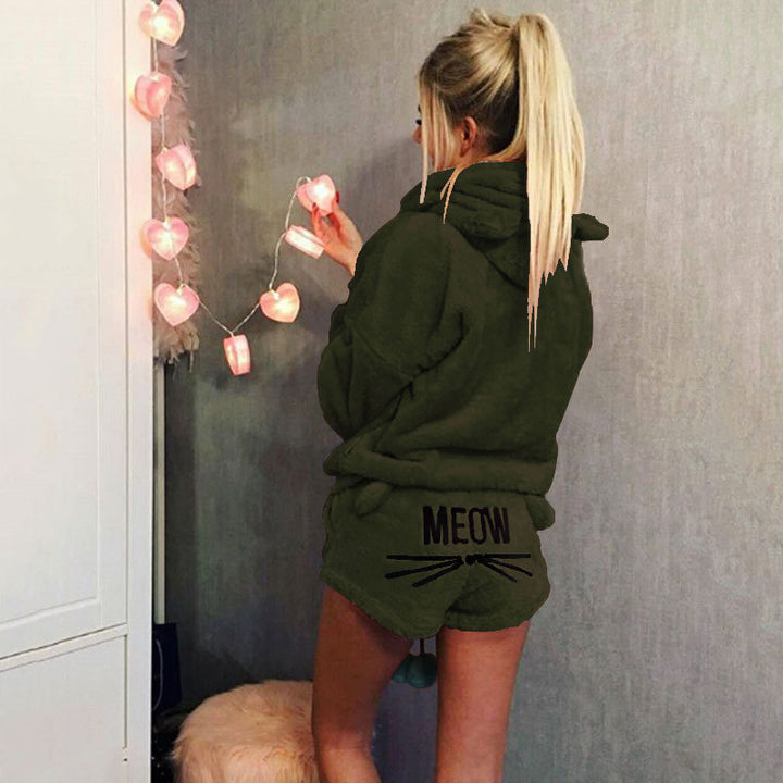 Ladies cozy two-piece lounge set with hoodie and shorts with MEOW embroidery Mune Fashion