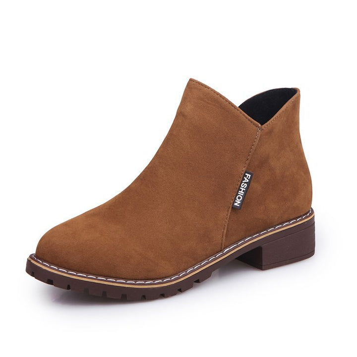 Women's ankle-high faux suede ankle boot with sturdy tractor sole and comfort heel Mune Fashion