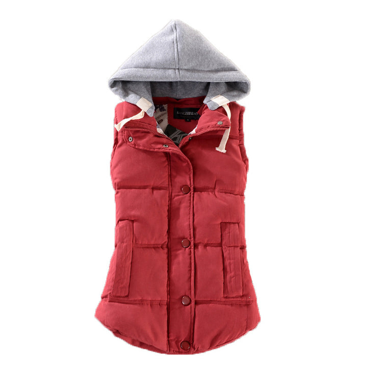 Women's fitted quilted sleeveless thermal vest with contrasting hood Mune Fashion