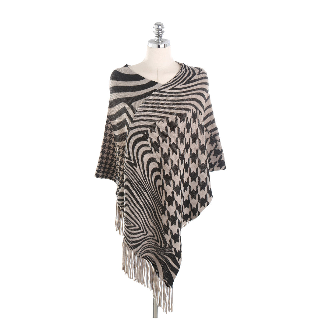 Women's fringe poncho in oversized with graphic jacquard and asymmetrical pointed hem Mune Fashion