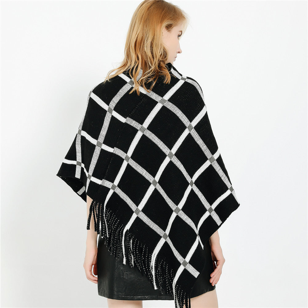 Women's Chunky Knit Poncho with Check Pattern and Fringe Hem Mune Fashion