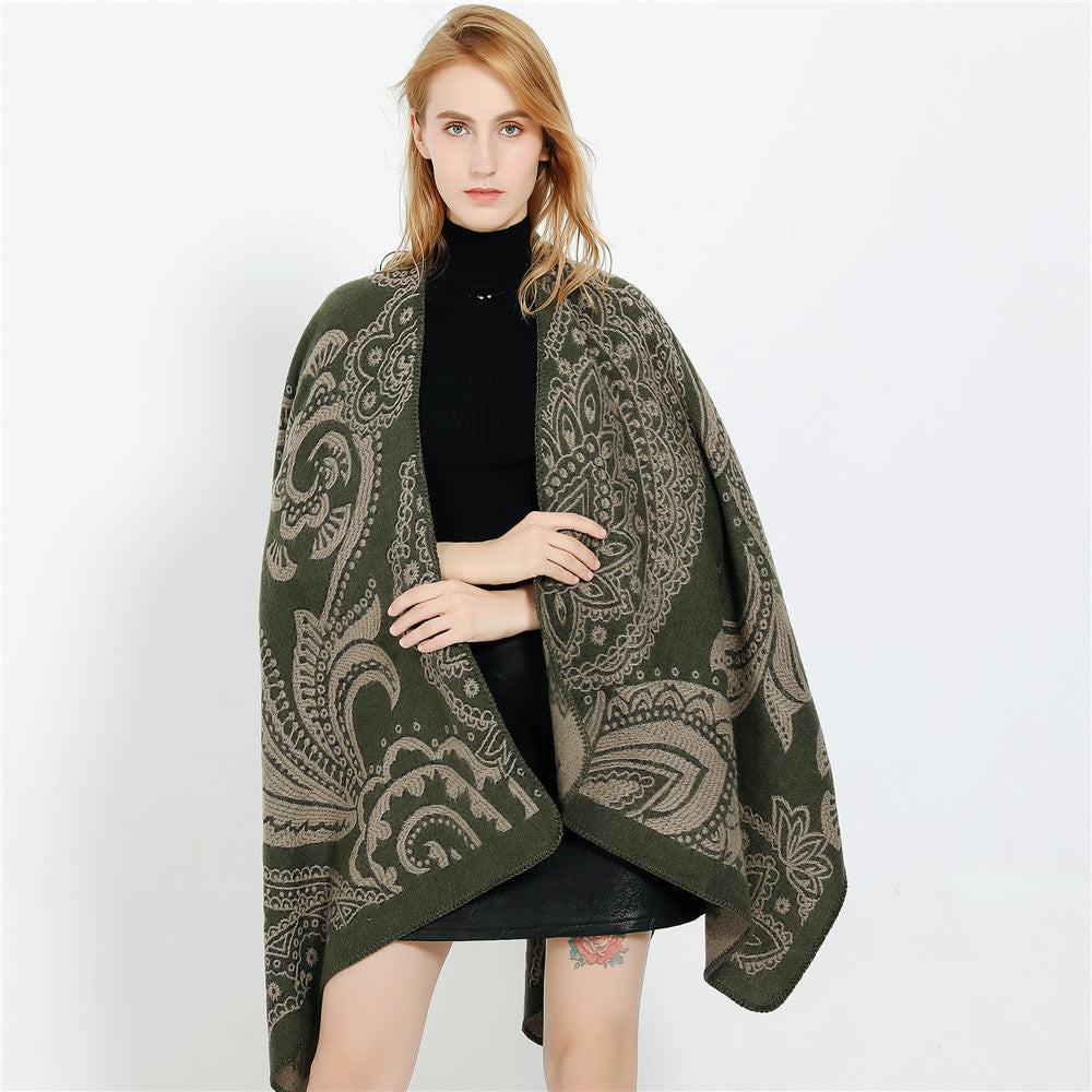 Women's Oversize Ruana in Paisley Jacquard with Open Kimono Silhouette Mune Fashion
