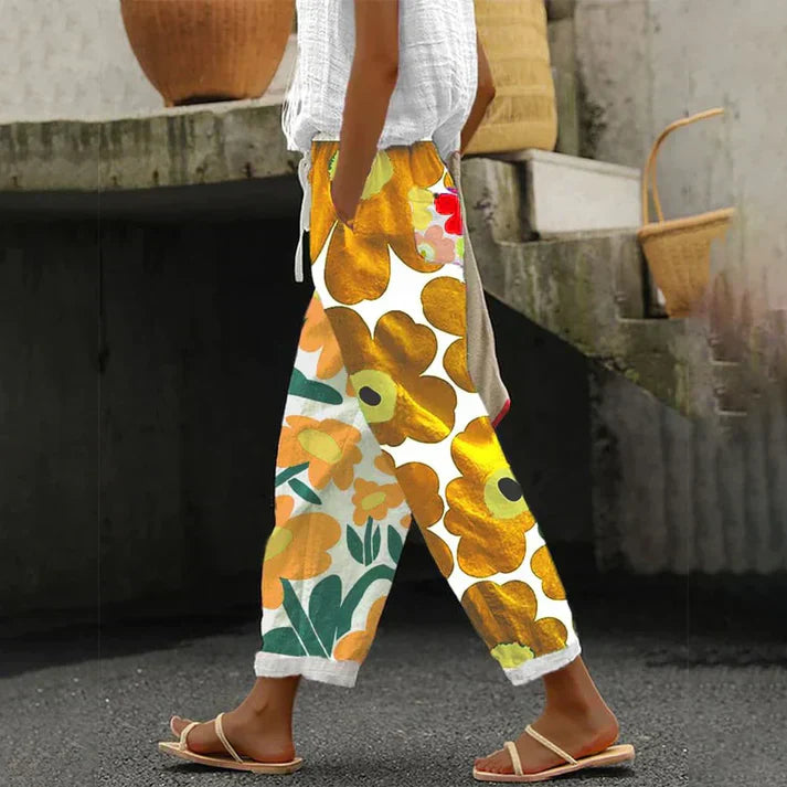 Mune Fashion | Green Pants with Fresh Floral Print