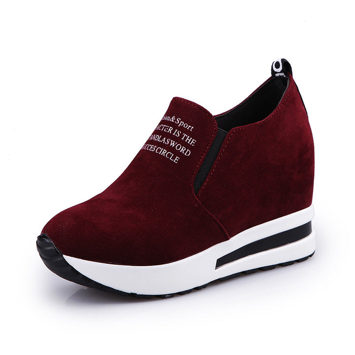 Women's wedge sneakers with velvet look and elastic inserts Mune Fashion