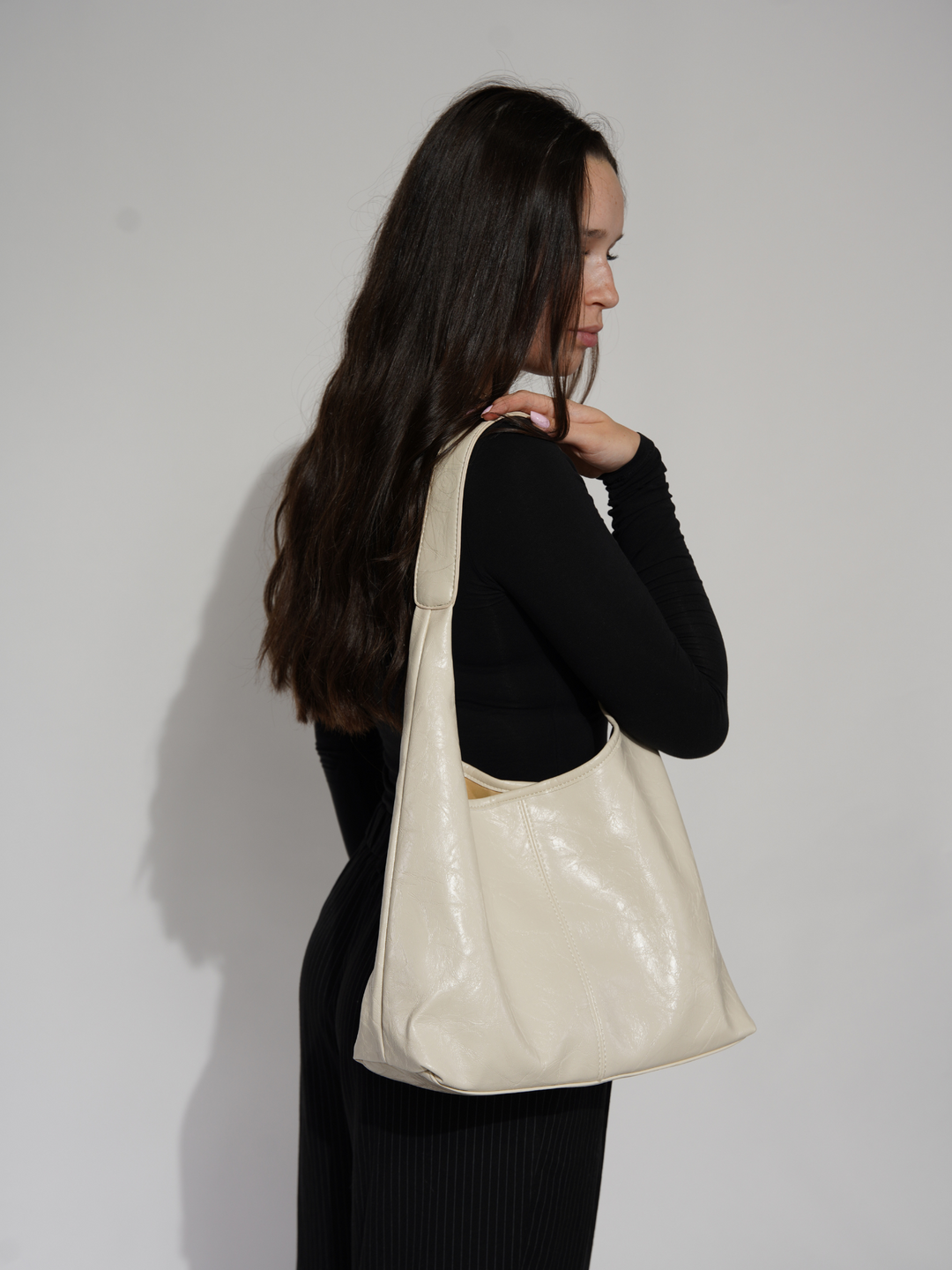 Mune | Distressed Leather Tote