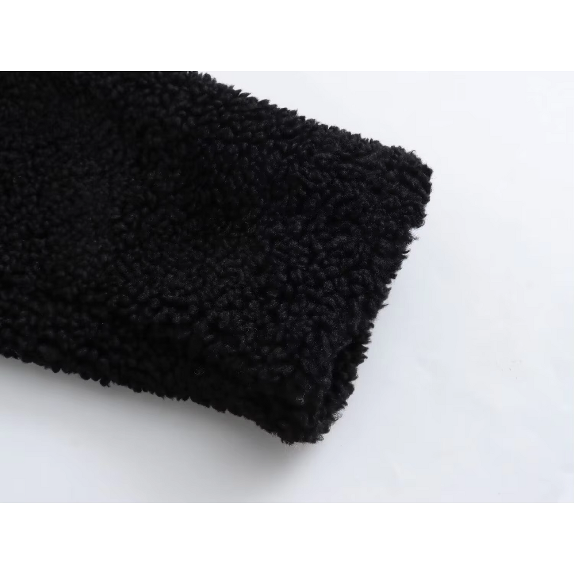 Mune | Polare Oversize with Stand-Up Collar and Zipper for Women Ideal for Cold Weather