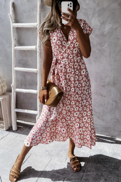 Loved By You Midi dress with daisy pattern