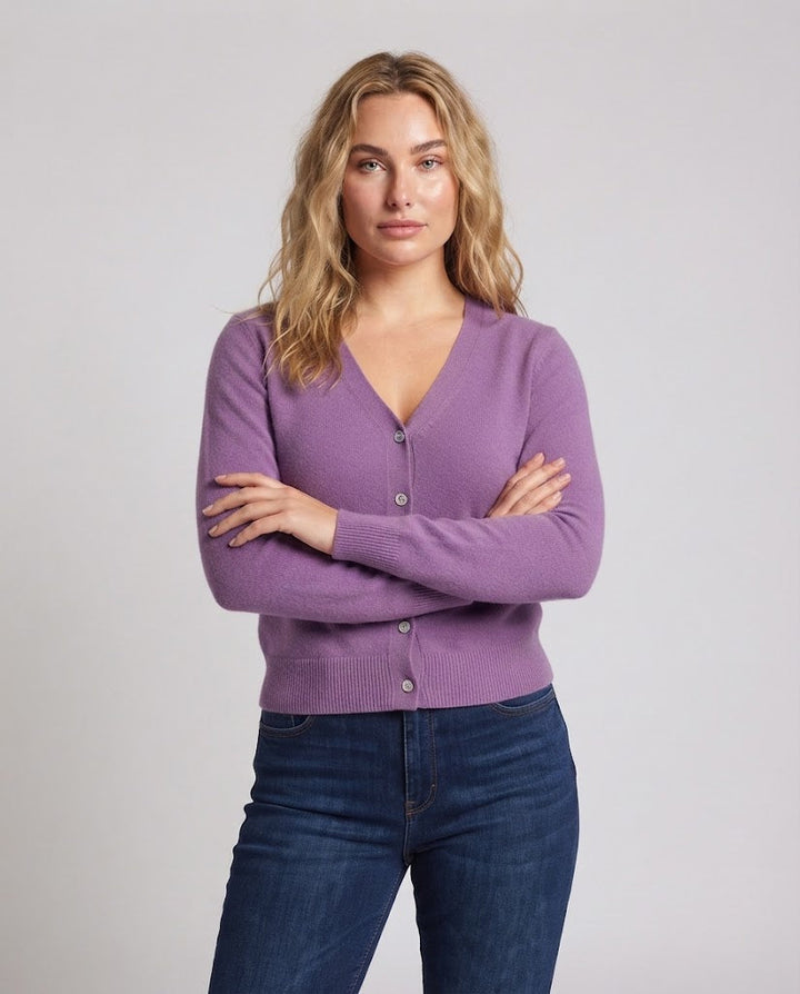 Ladies Fine V-Neck Cashmere Cardigan with Mother-of-Pearl Buttons Mune Fashion