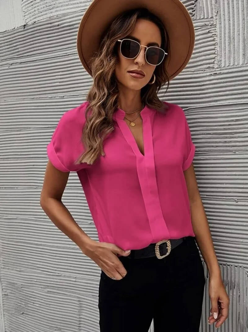 Mune Fashion | Casual Blouse With V-Neck And Short Sleeves