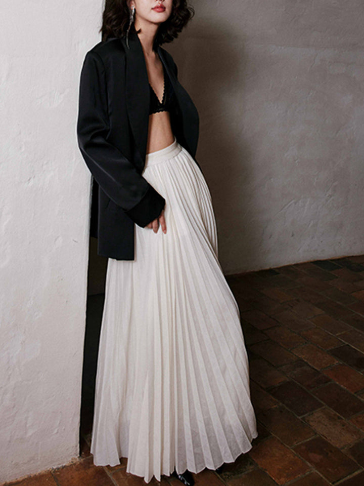 Mune | Elegant Pleated Maxi Skirt