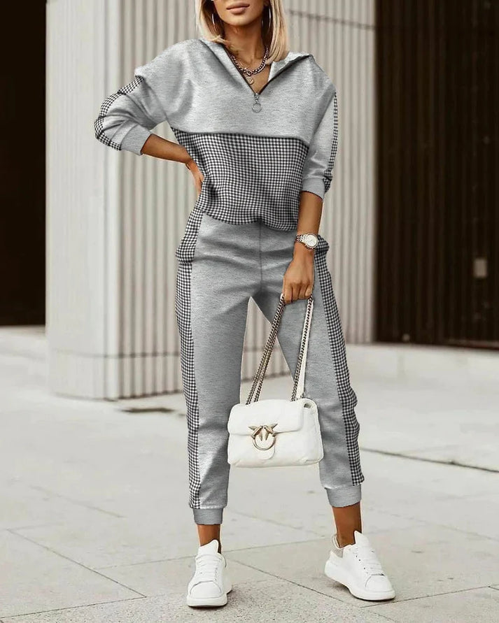 Mune | Comfortable and Modern Training Set for Women