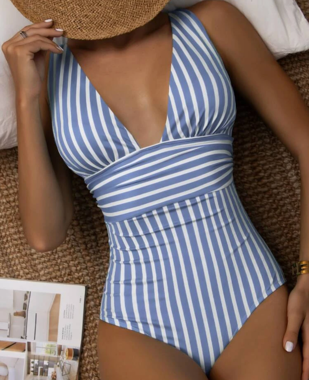 Mune | Modern and Eye-Catching Swimsuit for Summer