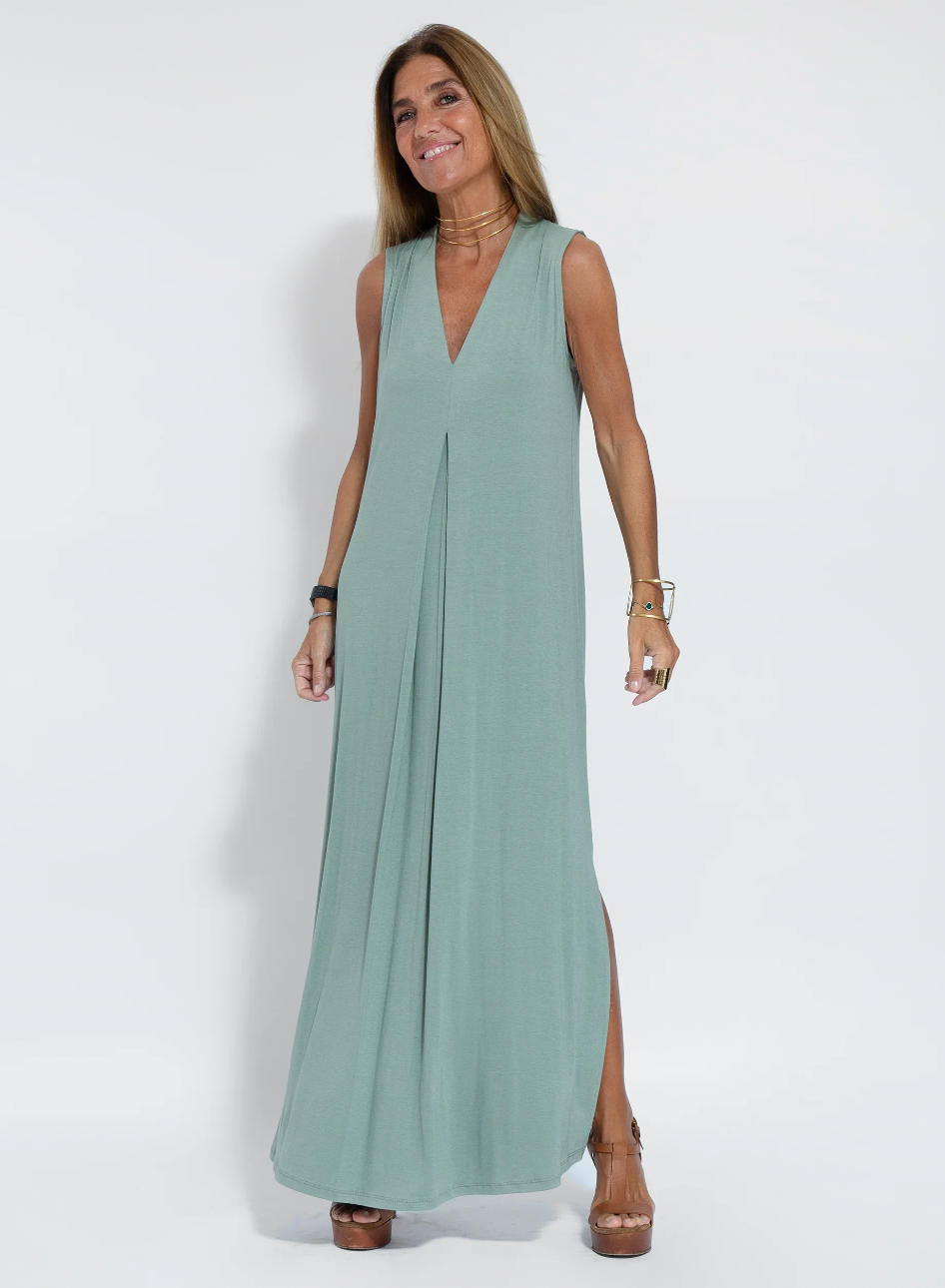 Set of long flattering dress and vest