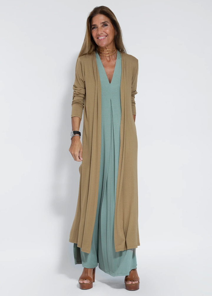 Set of long flattering dress and vest