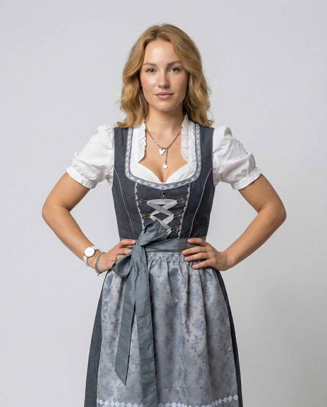 Traditional Dirndl Ladies | Mune Fashion