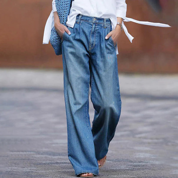 Women’s Stylish Pleated Wide-Leg Jeans