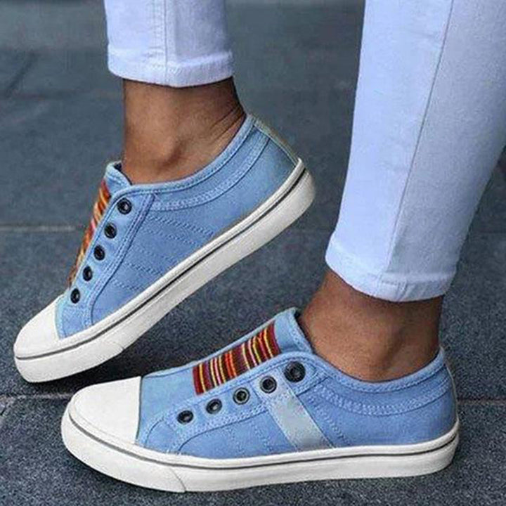 Women’s Trendy Low-Top Stylish Sneakers