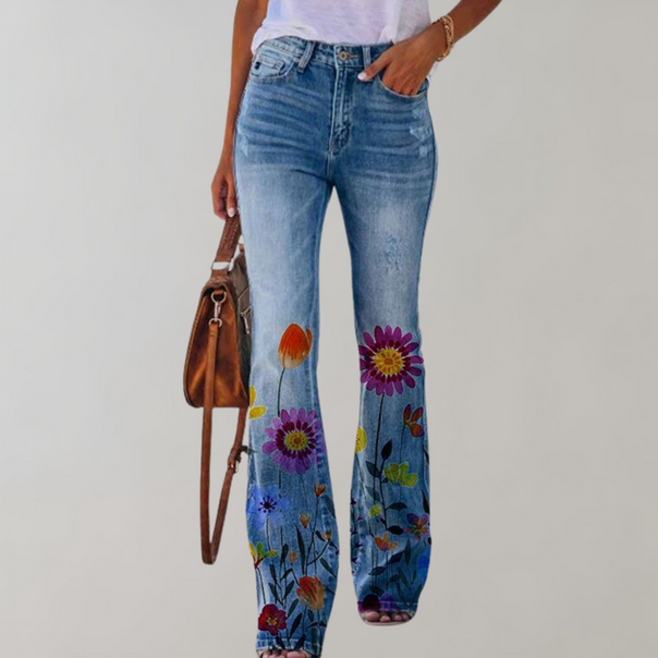 Mune Fashion | Flared Pants with Button Closure