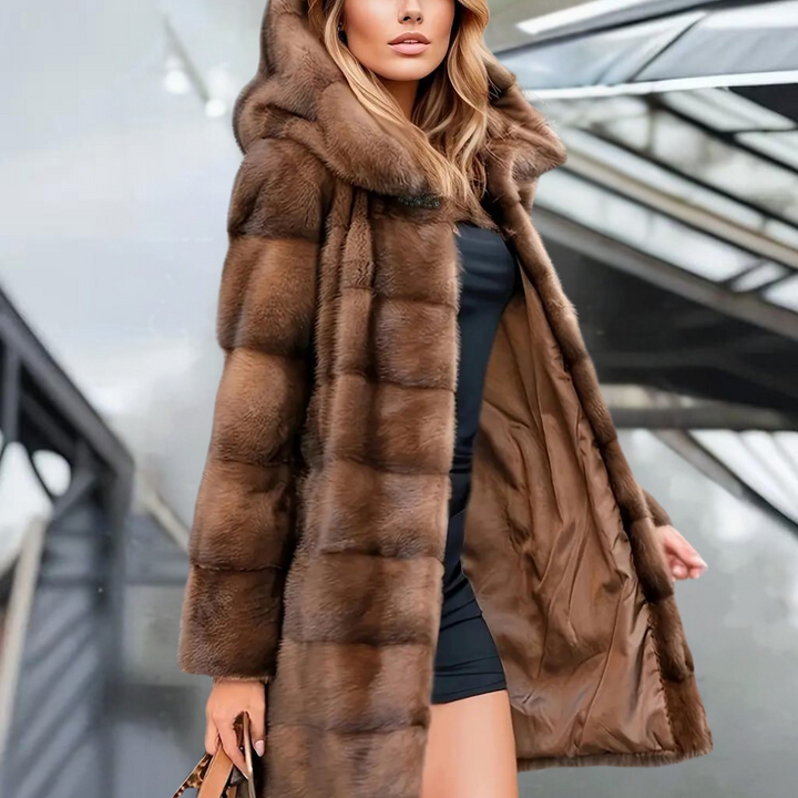Mune | Trendy Women's Jacket with Fashionable Hood