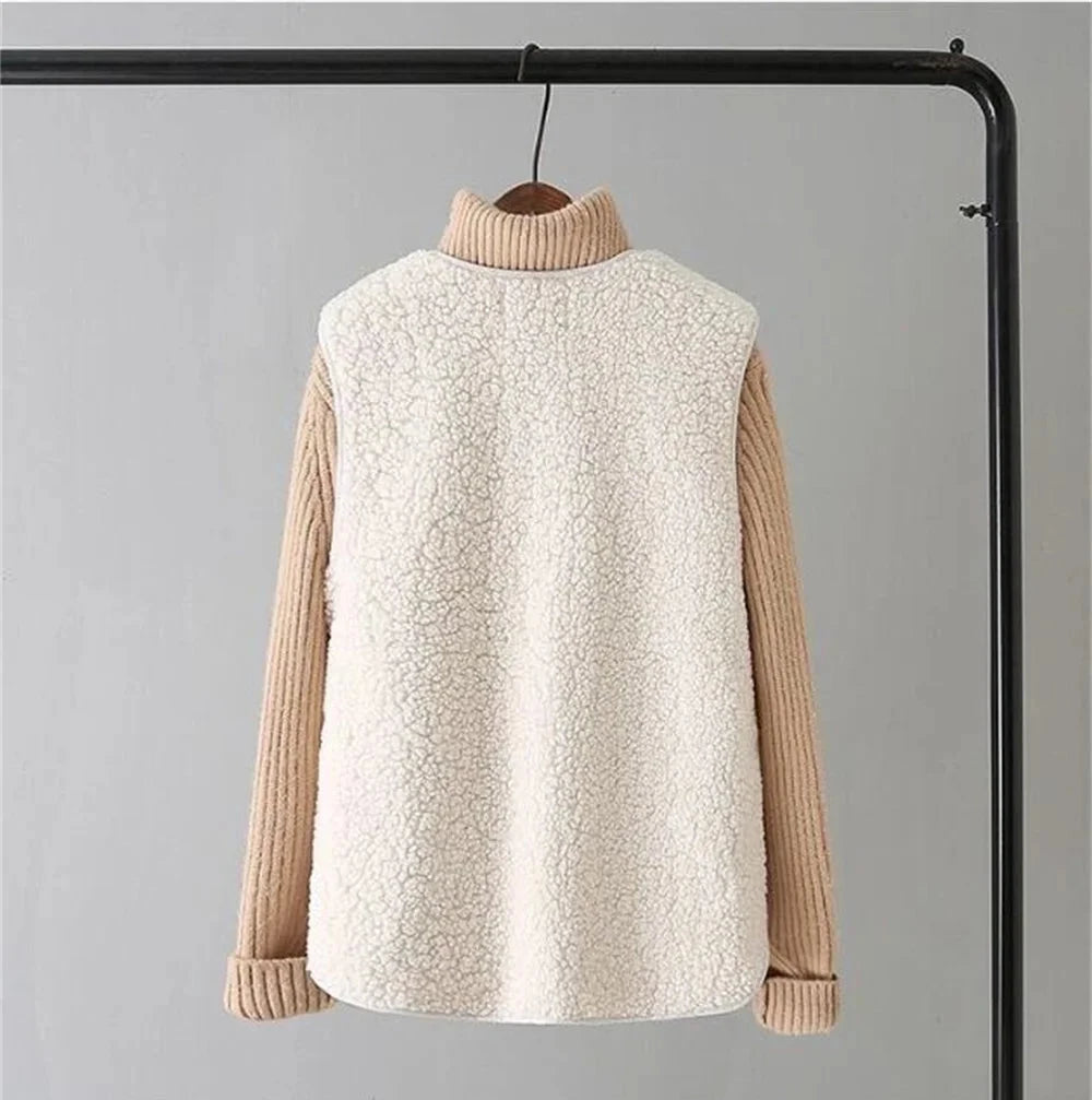 Mune | Women’s Wool Gilet with Button Closure and Pockets