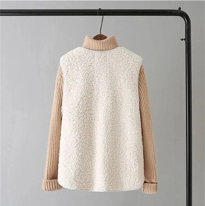 Mune | Women’s Wool Gilet with Button Closure and Pockets