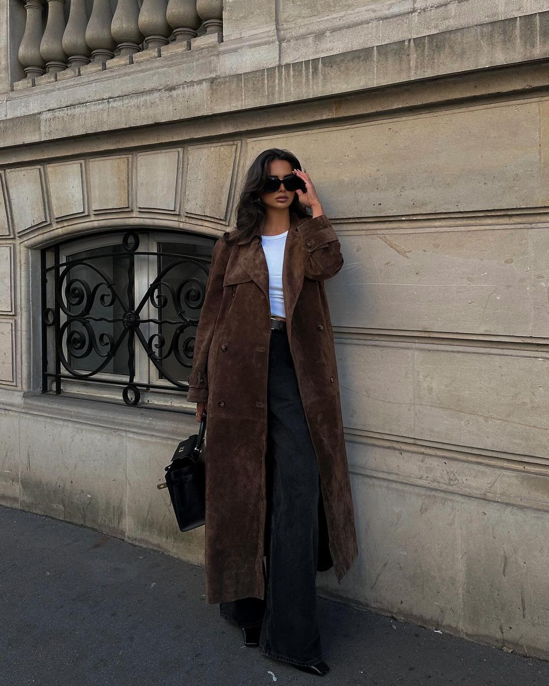 Mune | Women's Stylish Long Trench Coat with Lapel Collar and Button Closure