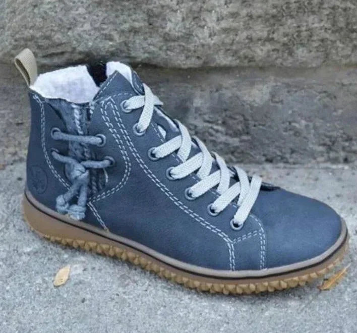 Mune | Elegant and timeless boots with a vintage look