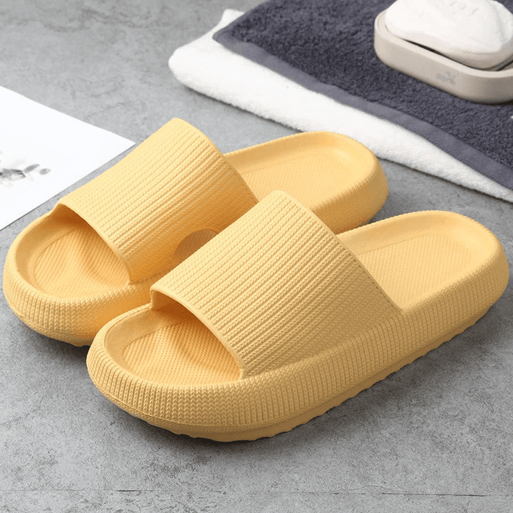 Mune | Soft and comfortable slippers