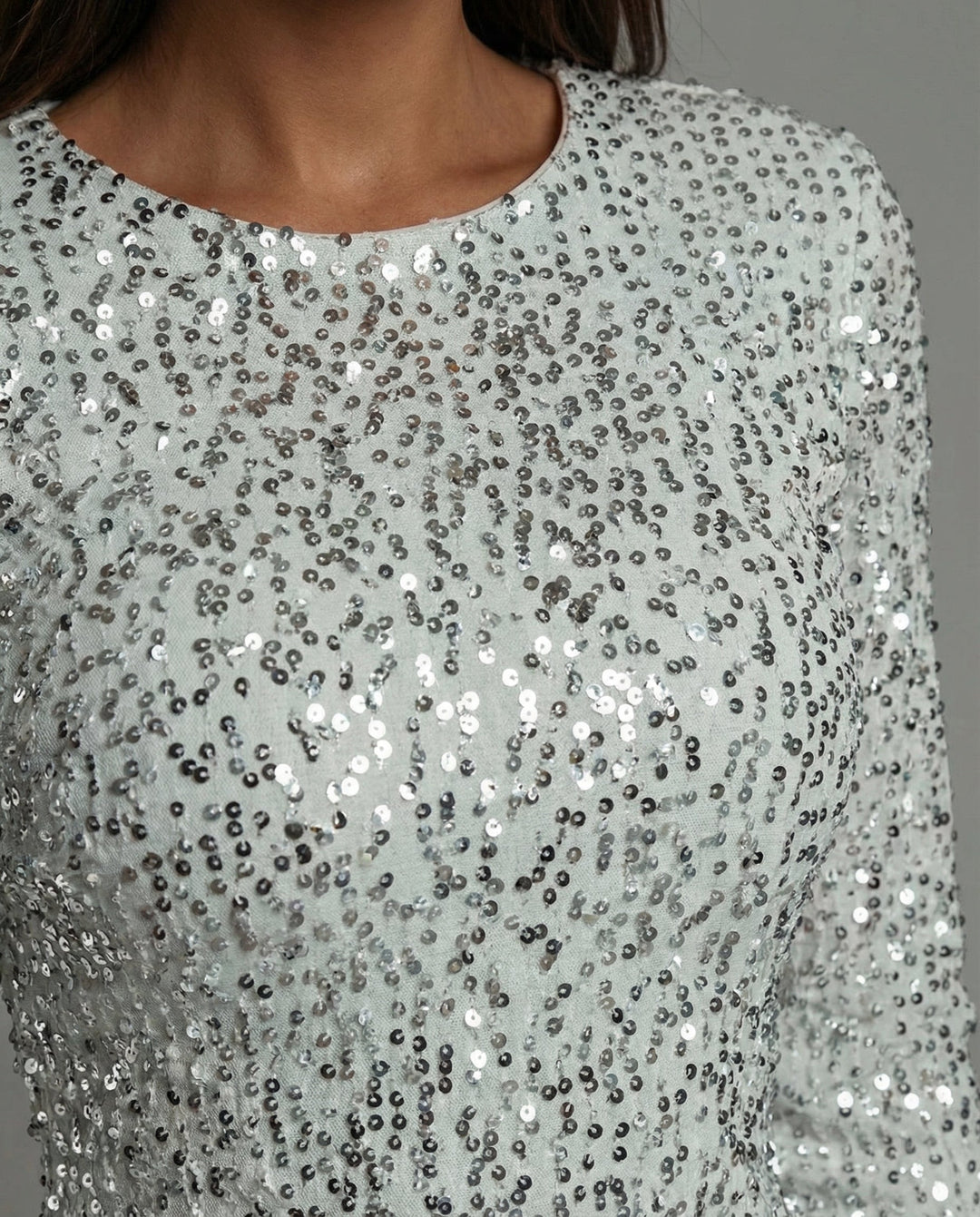 Cocktail dress with open back Elegant and stylish