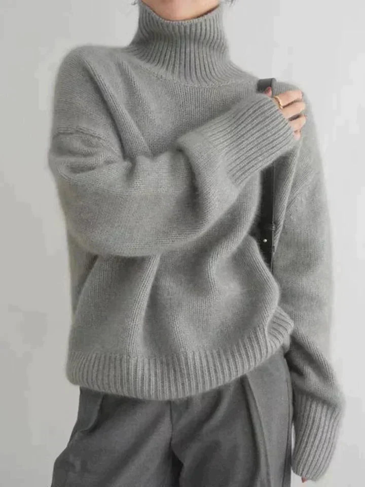 Mune | Linea Cashmere Roll Neck Sweater