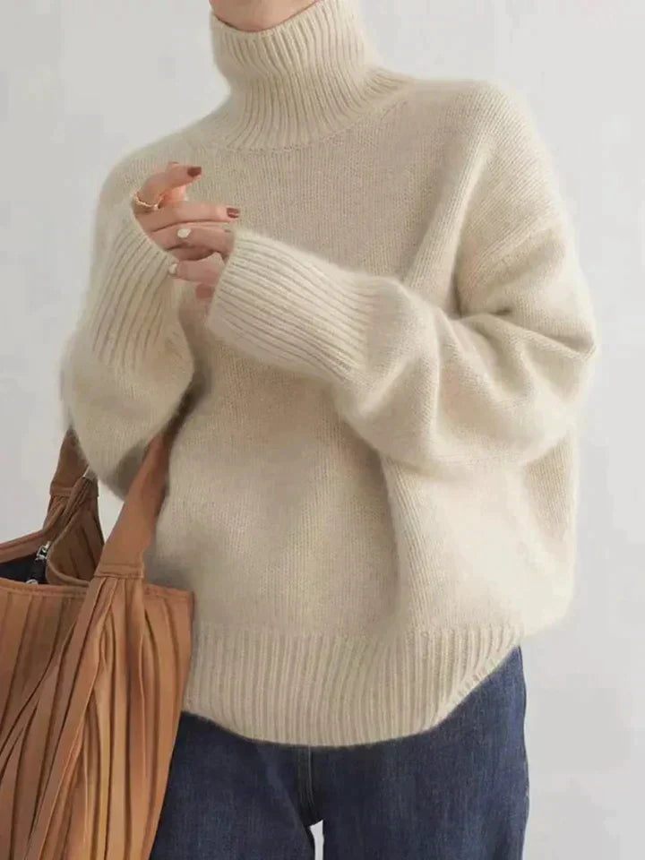 Mune | Linea Cashmere Roll Neck Sweater