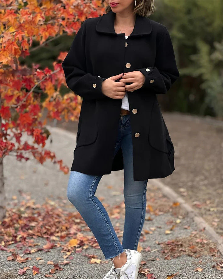 Mune | Women's Oversized Jacket with Large Pockets and Button Details
