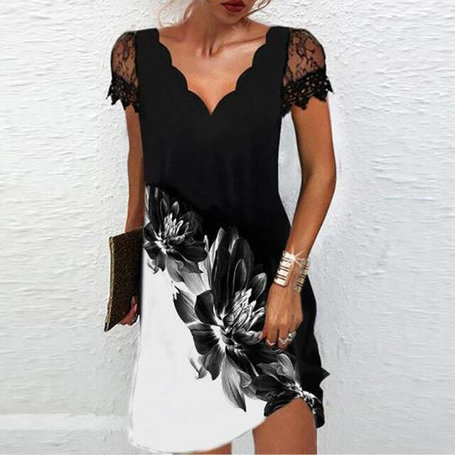 Elegant dress with exquisite details