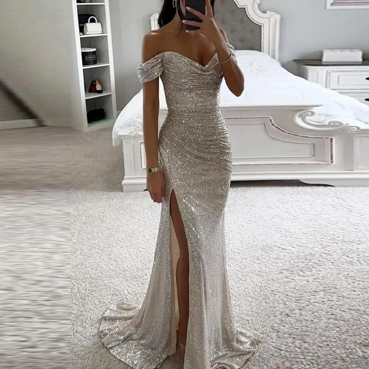 Mune | Elegant evening dress with V-neck