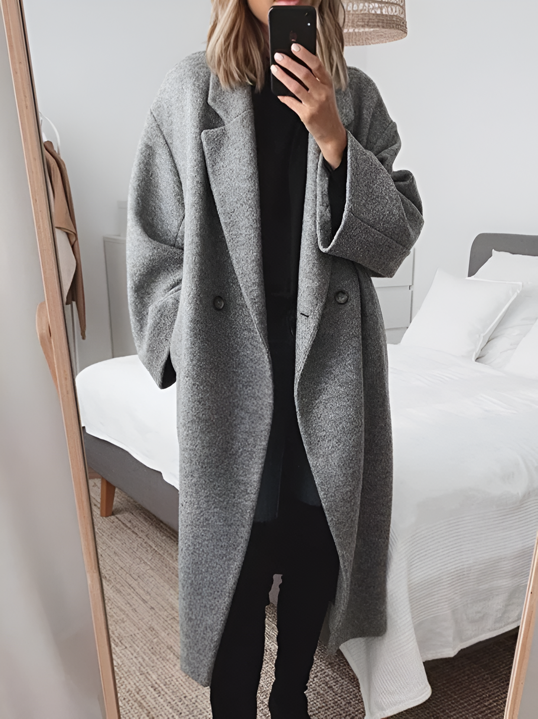 Mune | Women's Elegant Wool Coat with Oversized Fit and Revers Collar