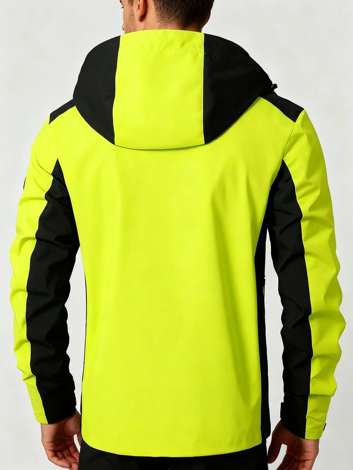 Mune | Outdoor Jacket with Reflective Design – Waterproof & Sporty