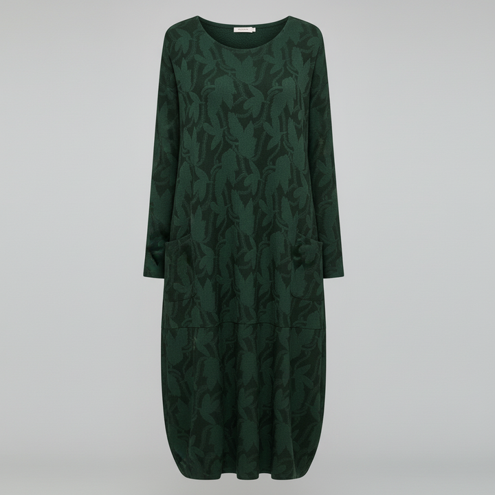 Luxurious Winter Dress Print Elegant Comfort