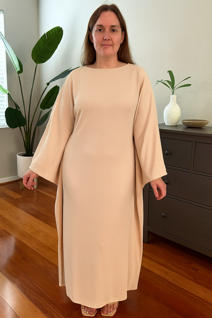 Mune | Elegant Maxi Dress with Round Neckline & Wide Sleeves – Women's Evening Dress with High Waist Long Dress for Festive Occasions