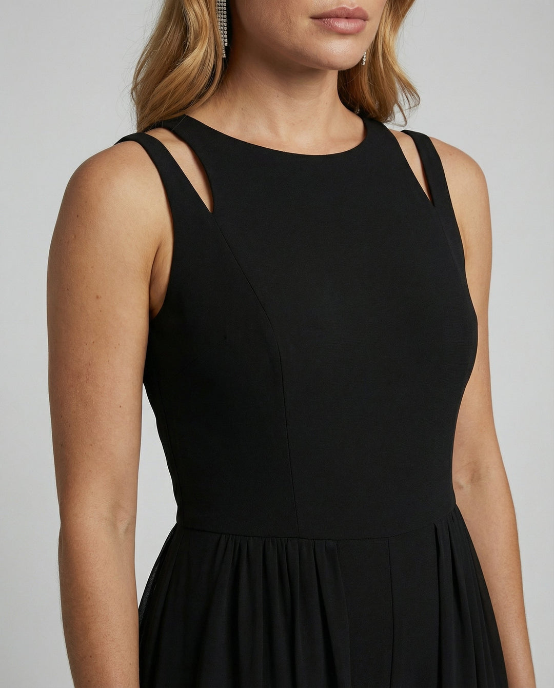 Sleeveless Women's Jumpsuit | Mune Fashion