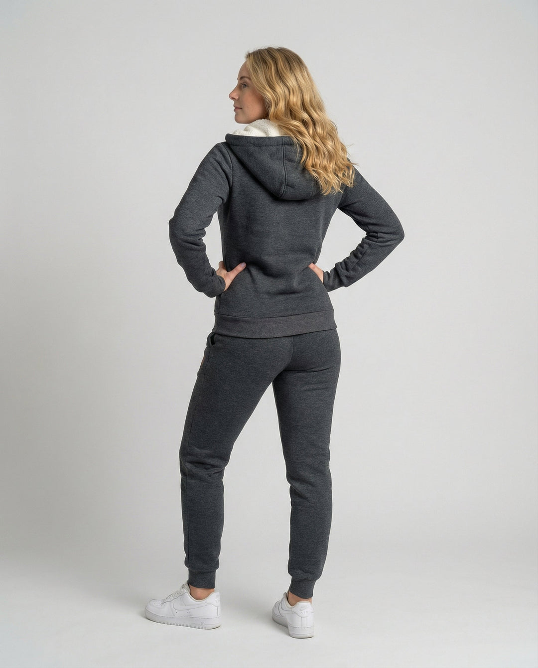 Warmer Sporty Tracksuit