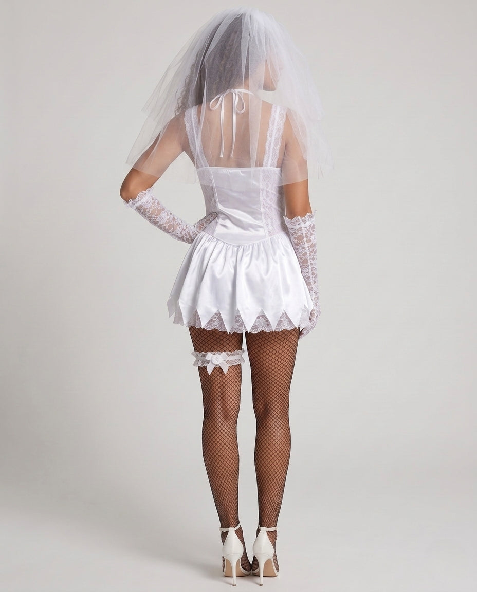 Women Scary Wedding Dress with Lace Accents and Veil Mune Fashion