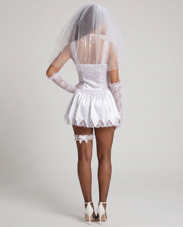 Women Scary Wedding Dress with Lace Accents and Veil Mune Fashion