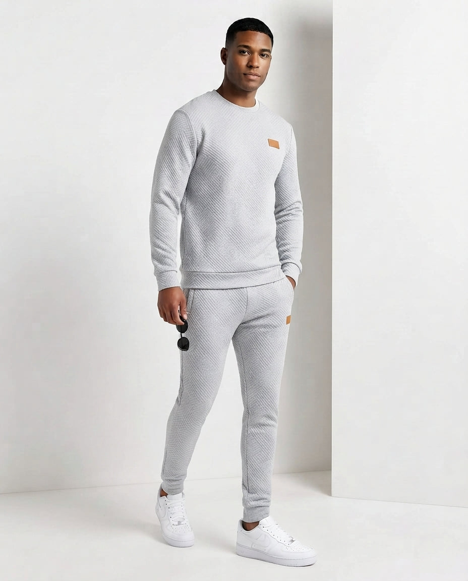 Men's Textured Round Neck Sweater made of lightweight textured knit Mune Fashion