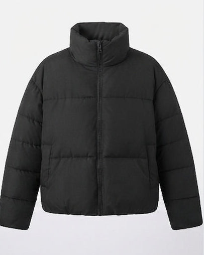 Women nan short cut padded short puffer with high stand-up collar and glossy microfiber surface